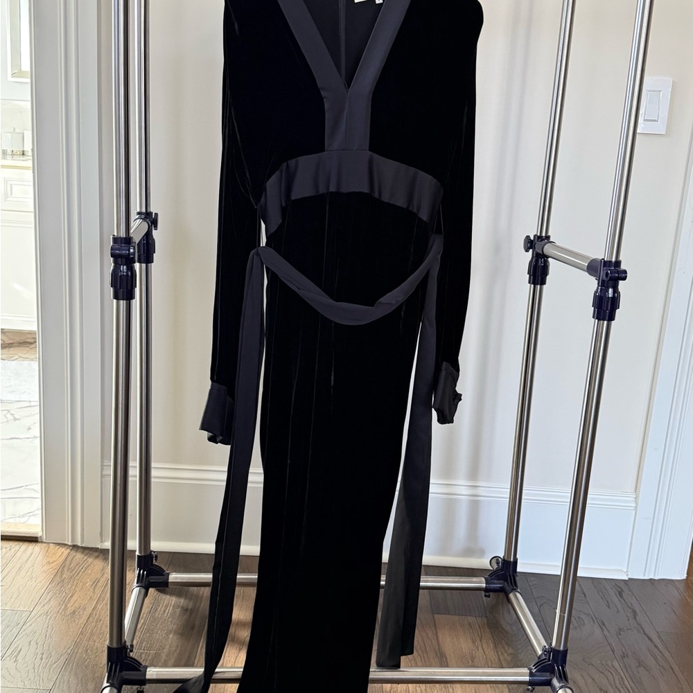 Diane Von Furstenberg Black Dress